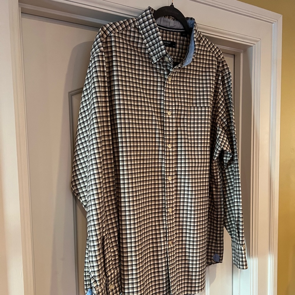 Cremieux
Blue Label Classic Fit Plaid Oxford Long Sleeve Woven Shirt